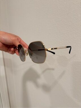 CHANEL Gold Frame Sunglasses with pearls and woven leather